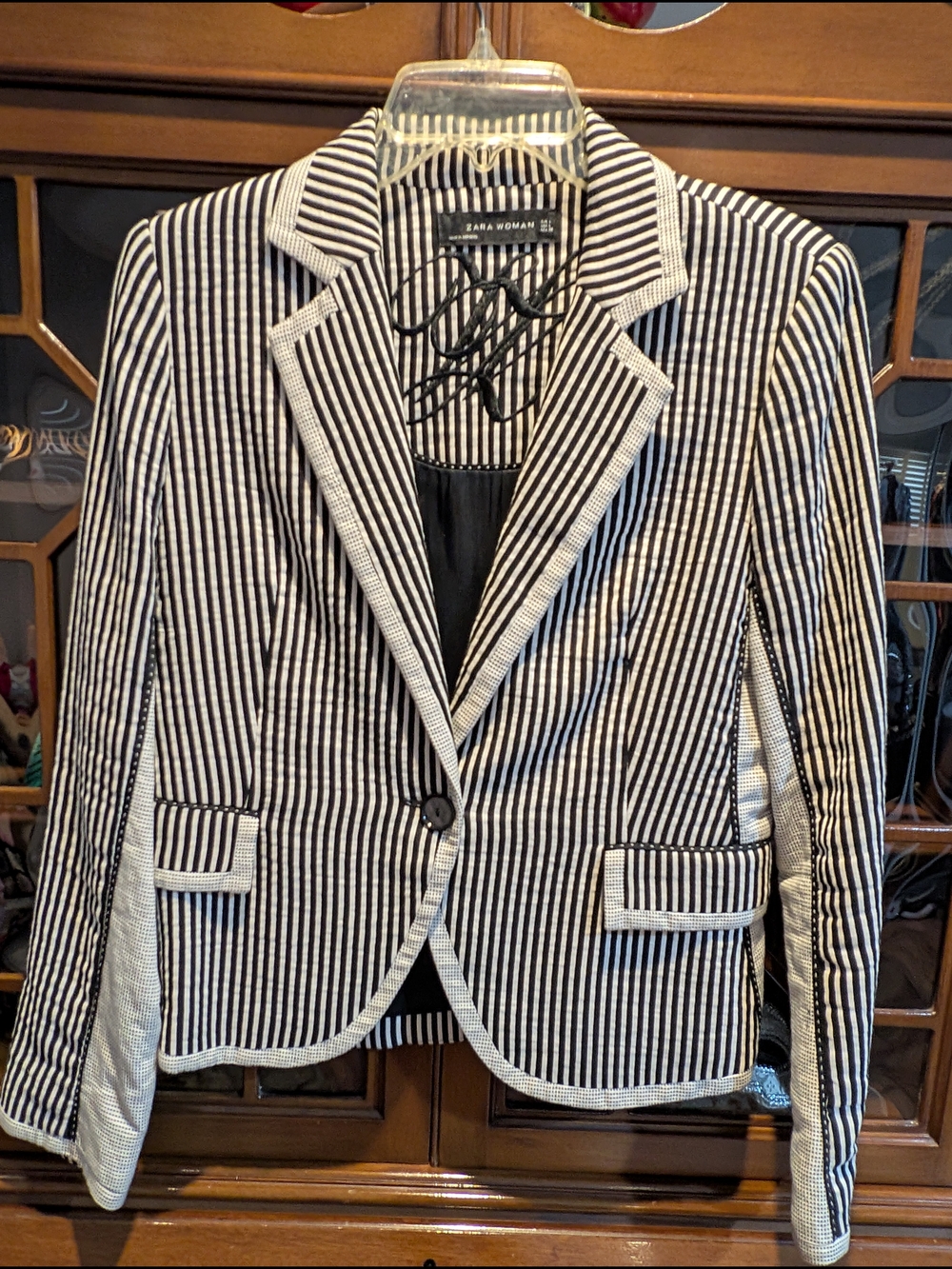 Zara Woman Black & White Striped Seersucker Blazer – Size L